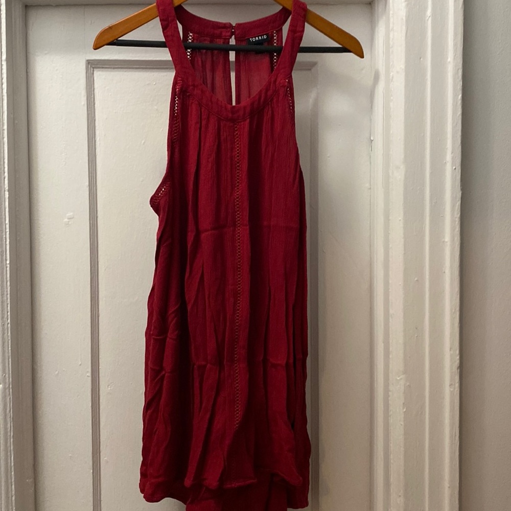 Red Sleeveless high-low top